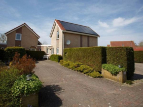 Mosselbank 83 Comfortable holiday residence